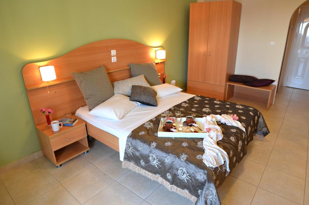 Belussi & 4* Psarou (Zakynthos)